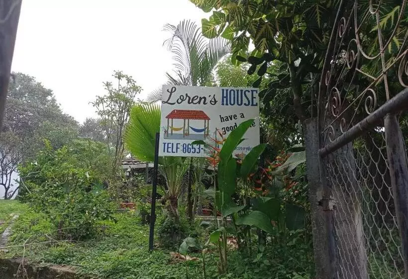 Retkeilymaja Loren S House
