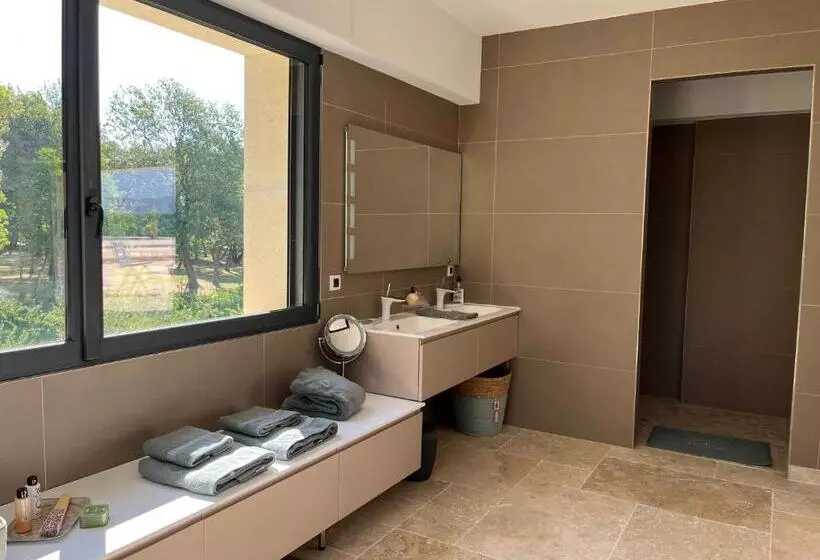 Aamiaismajoitus (B&B) Domaine Des Eucalyptus