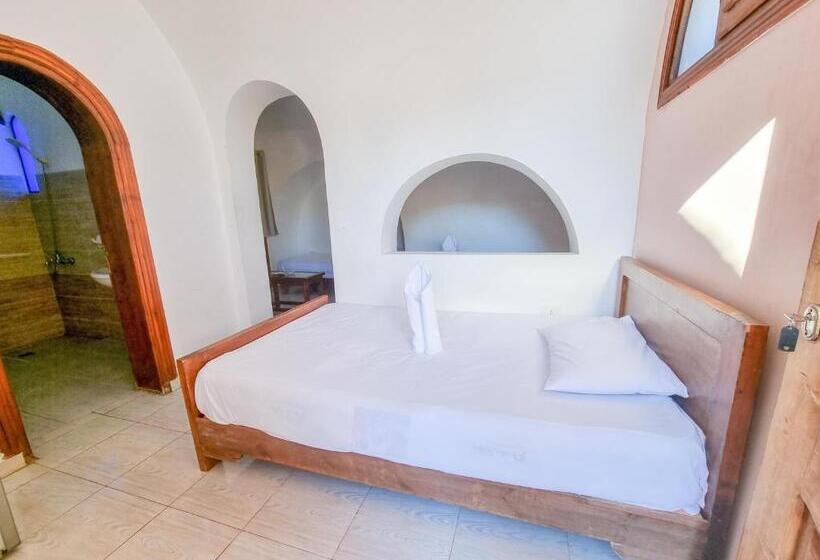 Coral Reefs Hotel Dahab