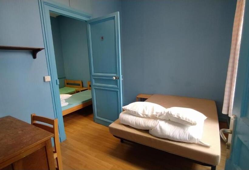 Hostellerie Des Grands Chapeaux