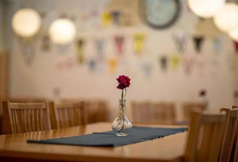 ホテル Systemairhallen Bed&breakfast