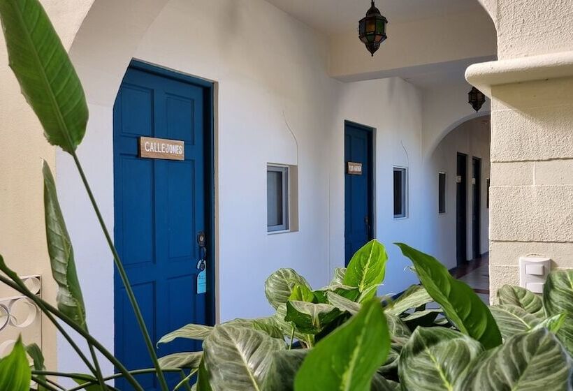 Zulu Surf Hotel Tamarindo