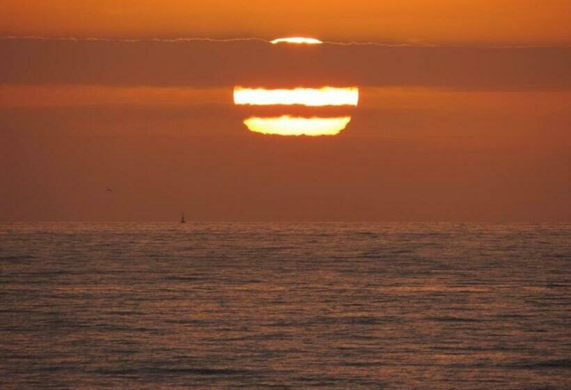 Leahurst Bed And Breakfast