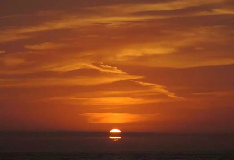 Leahurst Bed And Breakfast