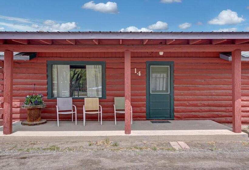 فندق على الطريق Rainbow Lodge