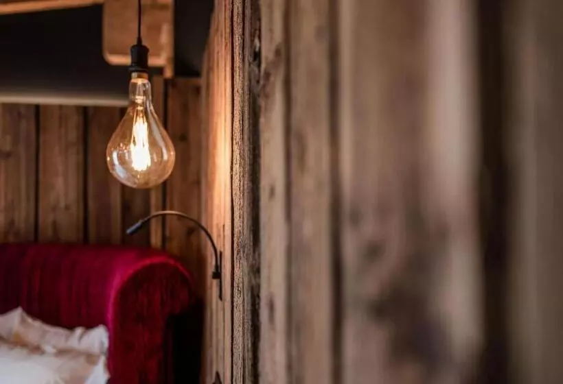 Nidaris   Luxury Private Spa Suites