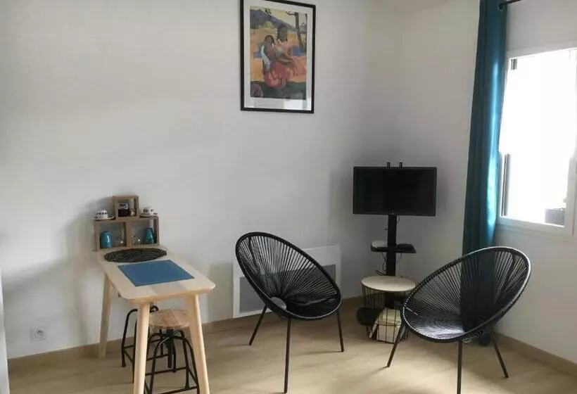 ペンション La Foulonnière De Neuville