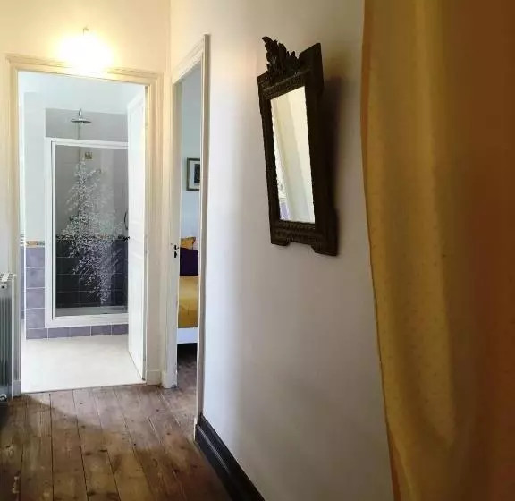 Majatalo Les Croque Notes, Chambres Et Table D Hôtes