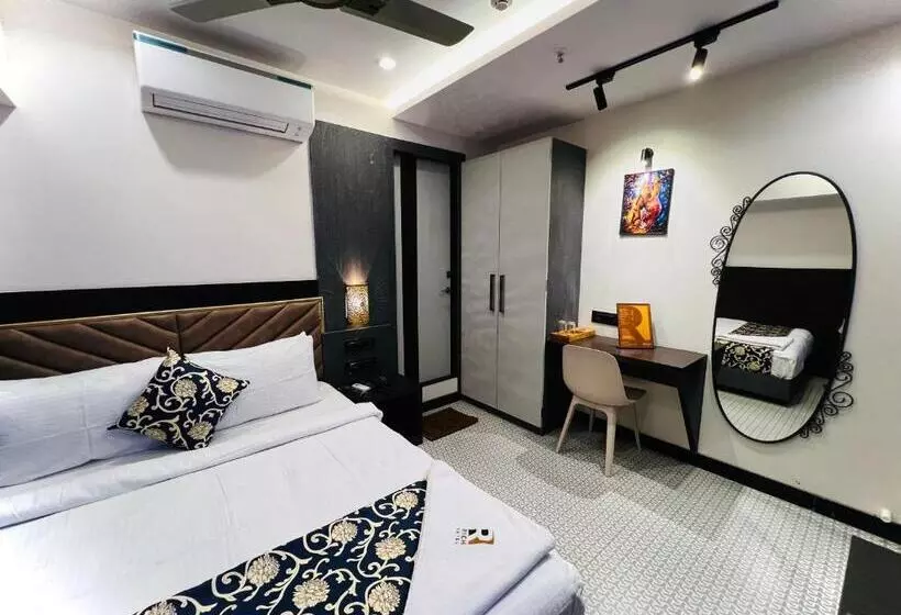 Rich Hotel Mumbai
