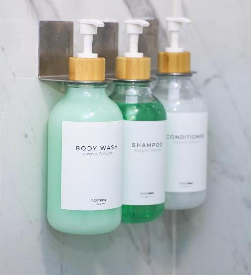 Romantic Beachside Escape   Spa & Wine Retreat For Two