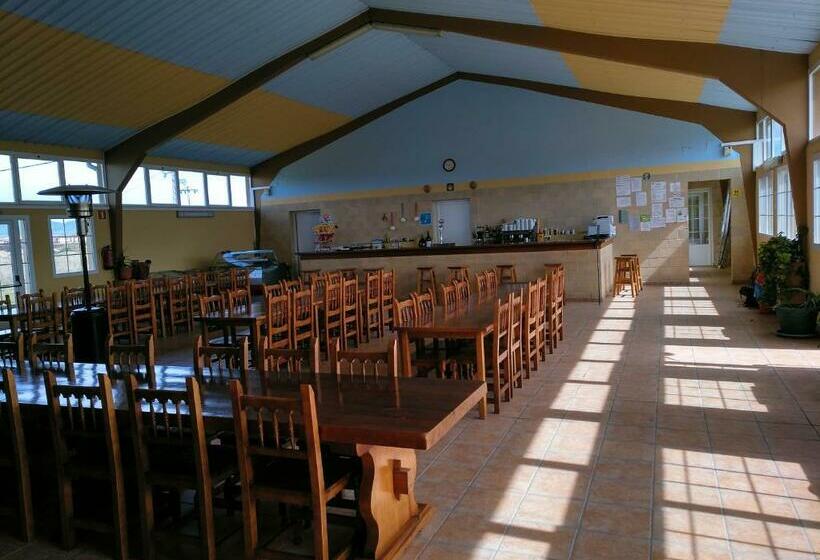 Albergue De Peregrinos Santiago Apostol