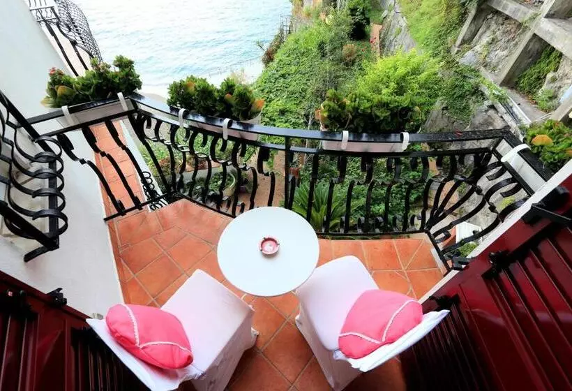 Due Relais   Panoramic Sea View Suites
