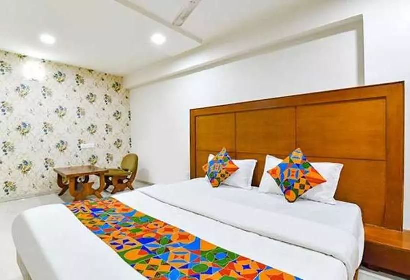 Fabhotel Jal Sagar
