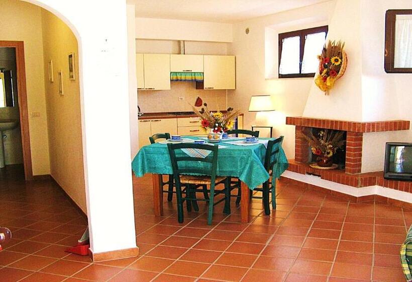 فندق Agriturismo La Valle Dell Albegna