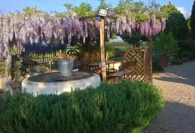 Hotelli Agriturismo La Valle Dell Albegna