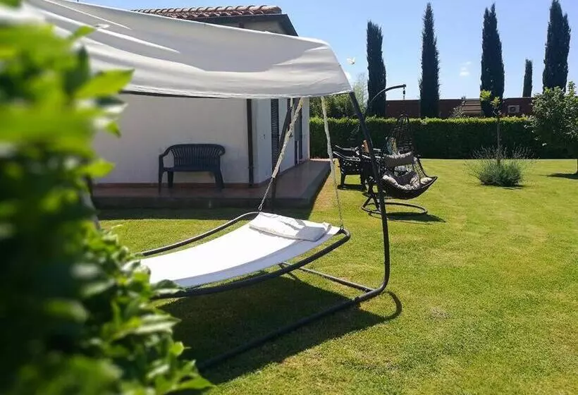 Hotelli Agriturismo La Valle Dell Albegna