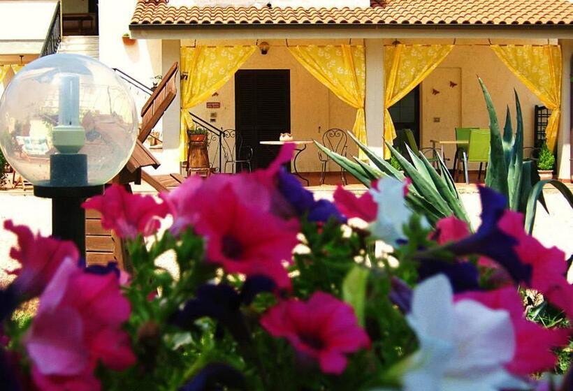 فندق Agriturismo La Valle Dell Albegna