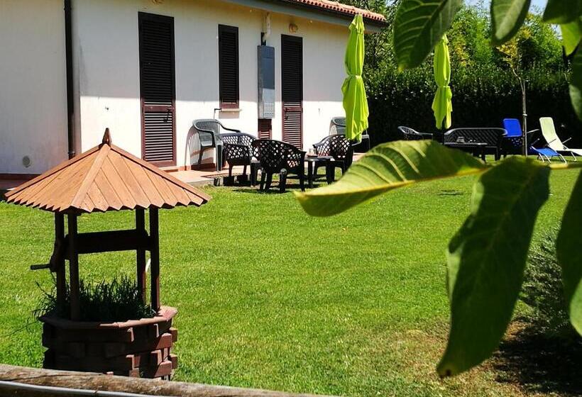 فندق Agriturismo La Valle Dell Albegna