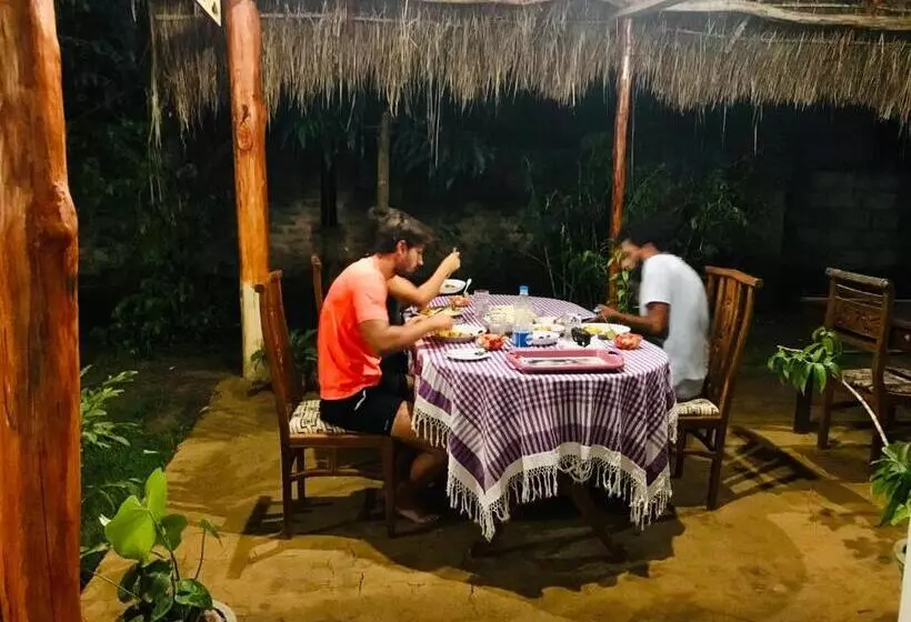 Majatalo Charitha Rest