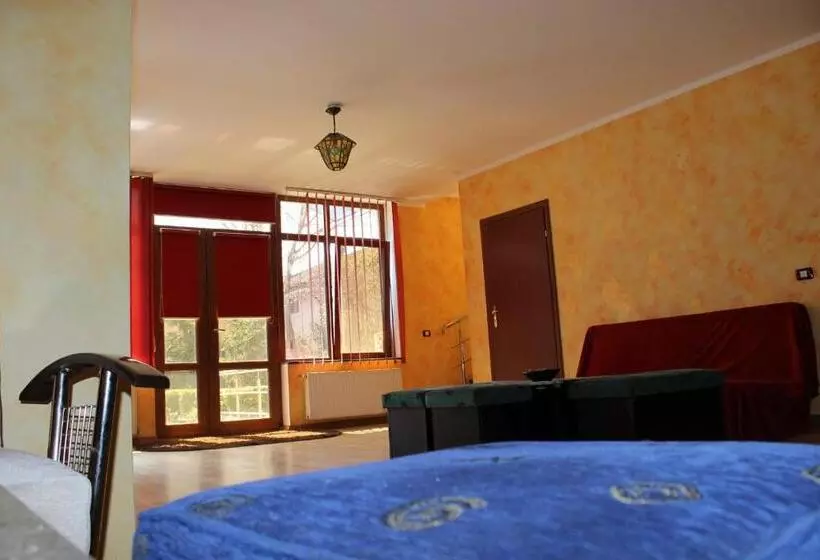 Majatalo Cristalex Villaverde Bucharest