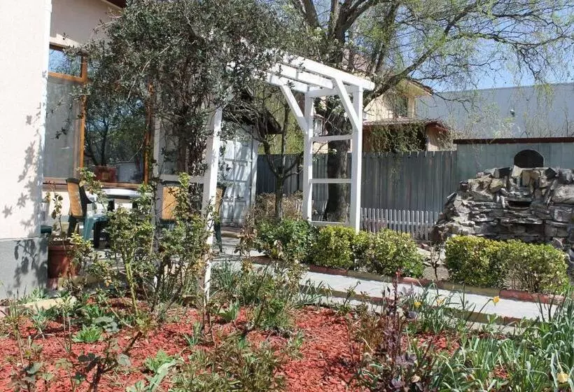 Majatalo Cristalex Villaverde Bucharest