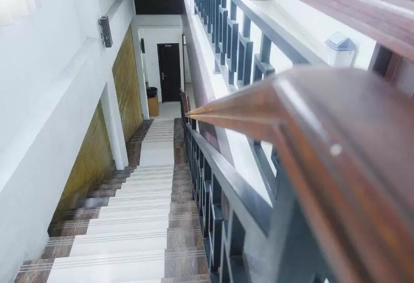 پانسیون Lia Homestay Syariah Pettarani Makassar Mitra Reddoorz