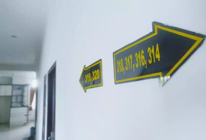 پانسیون Lia Homestay Syariah Pettarani Makassar Mitra Reddoorz