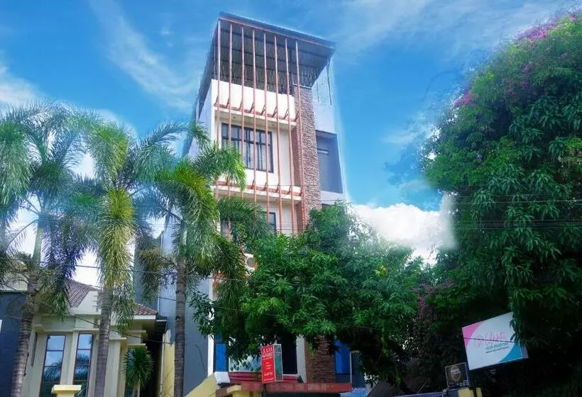 پانسیون Lia Homestay Syariah Pettarani Makassar Mitra Reddoorz