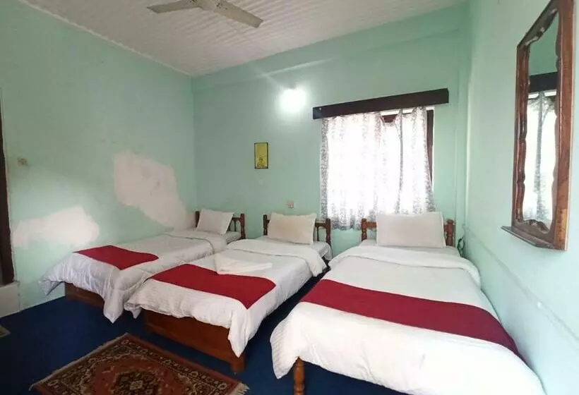 پانسیون Pushpa Guest House