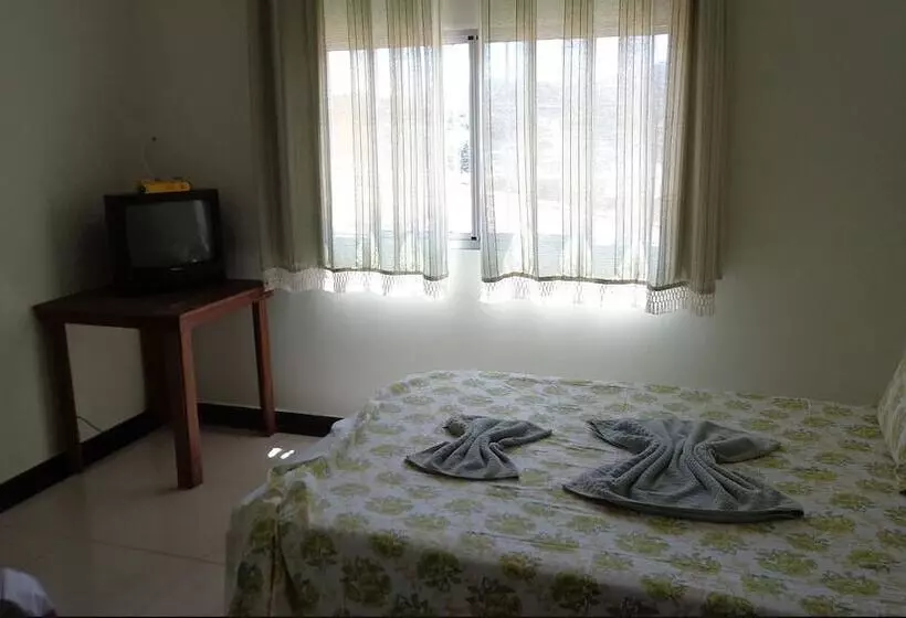 ペンション Real De Caeté