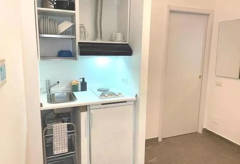 تختخواب و صبحانه Manfredi House San Pietro