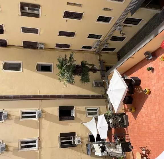 تختخواب و صبحانه Manfredi House San Pietro