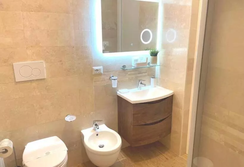 تختخواب و صبحانه Manfredi House San Pietro