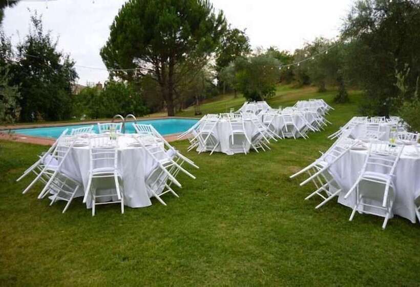 مبيت وإفطار Villa Buoninsegna