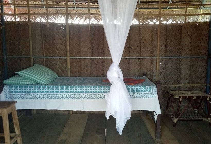 ホテル Adams Wood House Ayurveda Homestay Kochi