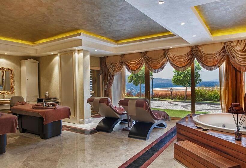 فندق The Plaza Bodrum