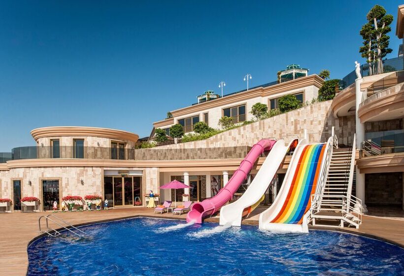 فندق The Plaza Bodrum