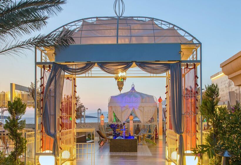 فندق The Plaza Bodrum