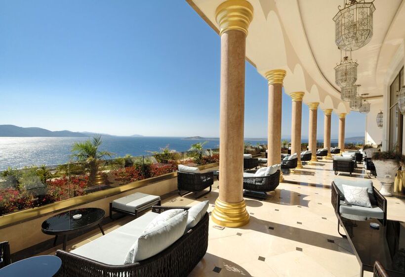 فندق The Plaza Bodrum