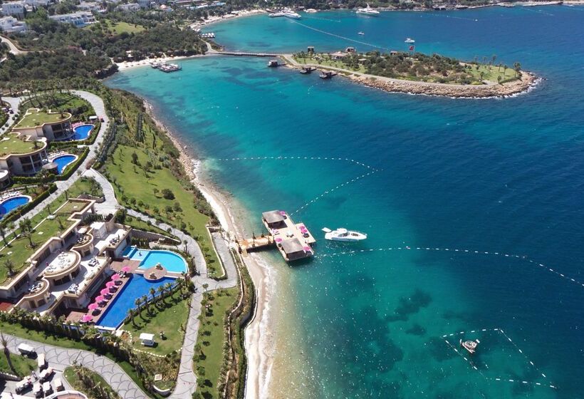 فندق The Plaza Bodrum