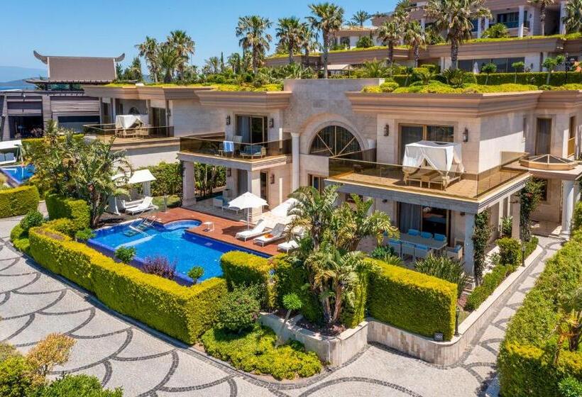 فندق The Plaza Bodrum