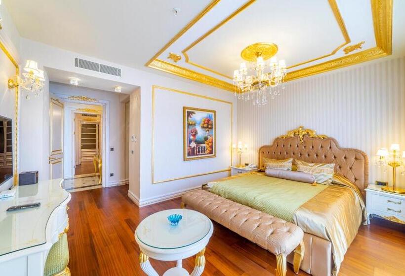 فندق The Plaza Bodrum