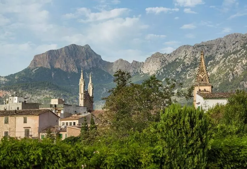 בית מלון כפרי Ca'l Bisbe