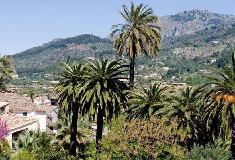 בית מלון כפרי Ca'l Bisbe