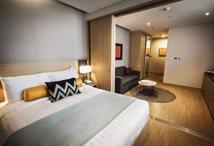 Отель Fraser Place Namdaemun Seoul