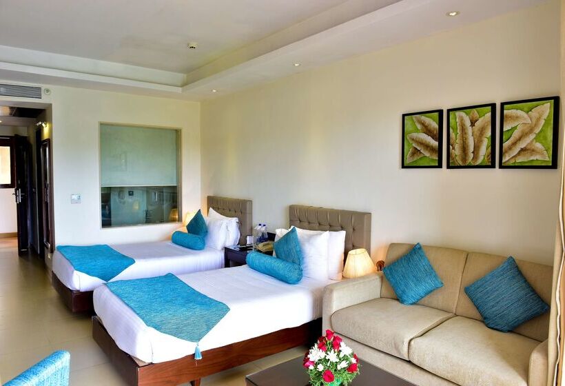 בית מלון כפרי Golden Tulip Candolim, Goa