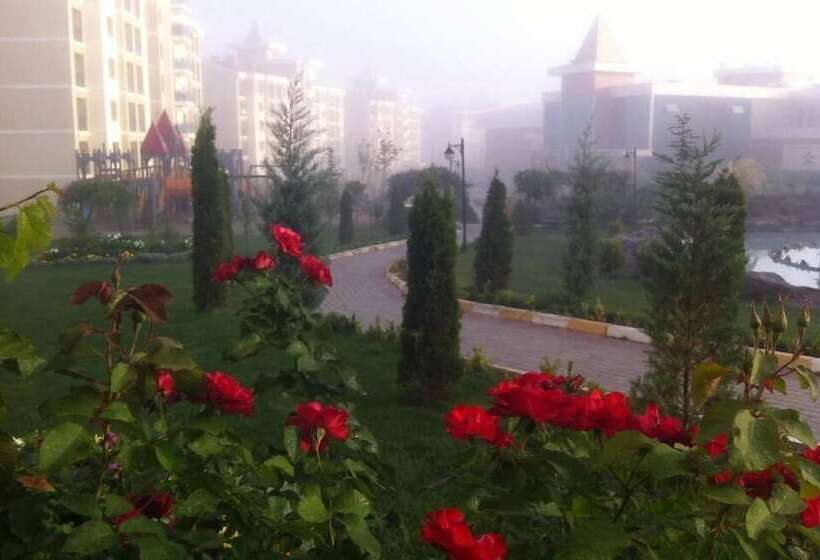 فندق Grand Ozgul Thermal Holiday Village
