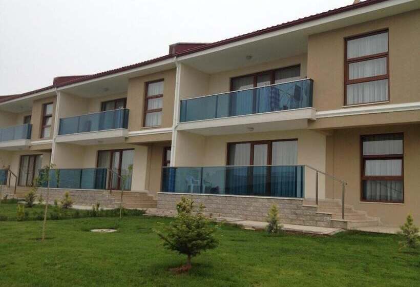 فندق Grand Ozgul Thermal Holiday Village