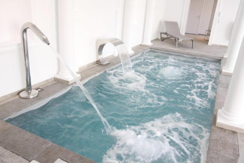 בית מלון כפרי Le Continental