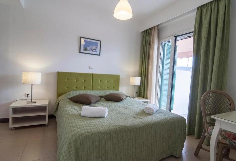 Отель Lilly Villa